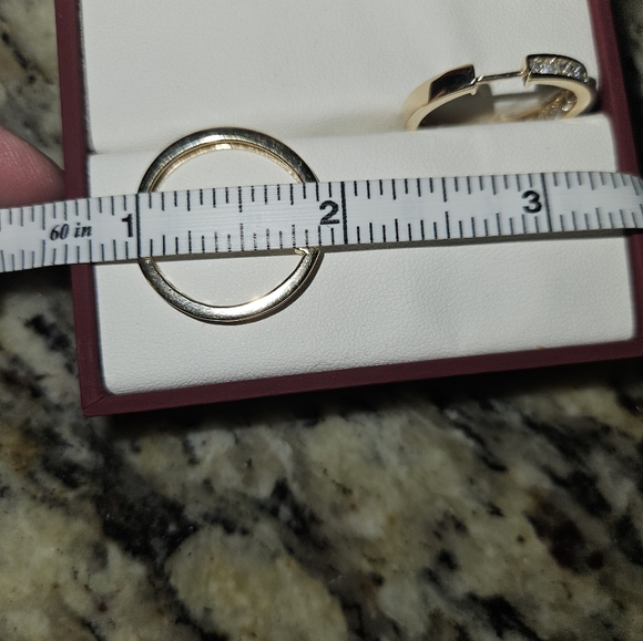 10kt Helzberg Diamond Hoops 1 Carat total weight - Picture 9 of 11
